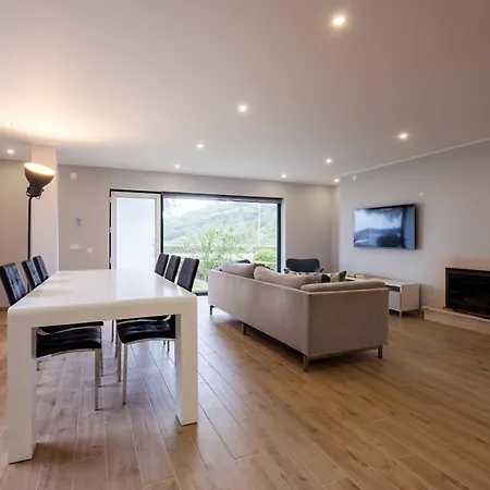 Feriehus A Casa Do Castelo Óbidos