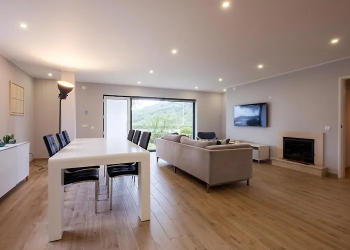 Vakantiehuis A Casa Do Castelo Óbidos