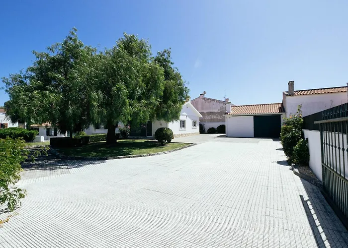 Vakantiehuis A Casa Do Castelo Óbidos